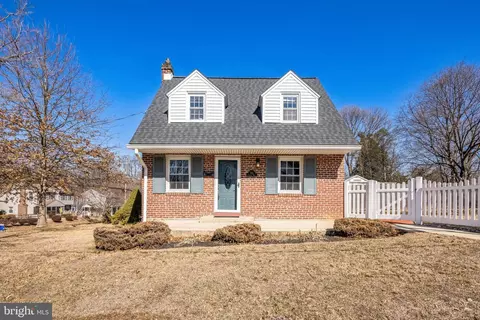 223 N Overhill Rd, Media, PA 19063