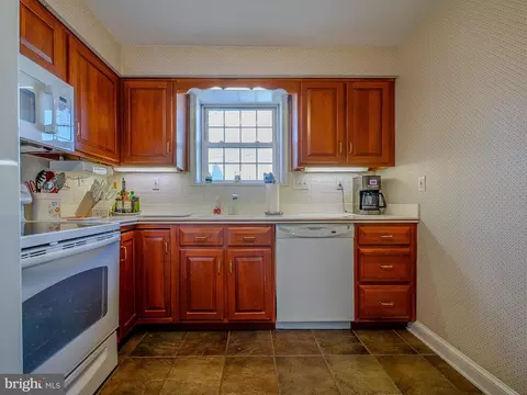 Kitchen - 204 E Thomson Ave, Springfield, PA 19064 photo 2 of 4