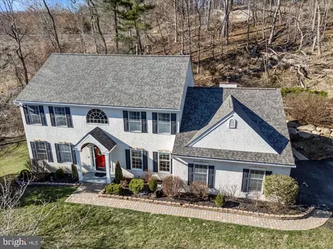 28 Stable Ln, Media, PA 19063