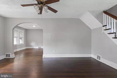 160 White Ave, Marcus Hook, PA 19061 photo 10