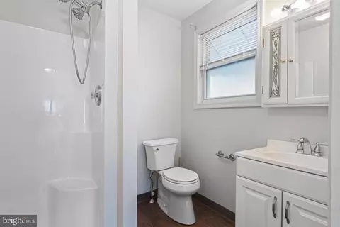 160 White Ave, Marcus Hook, PA 19061 photo 42