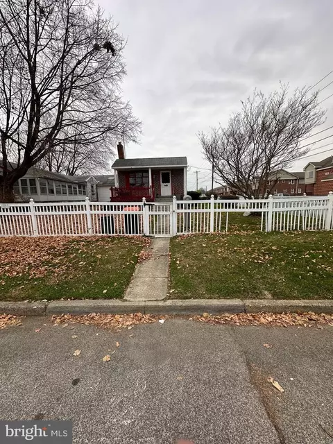 1502 W 12th St, Chester, PA 19013