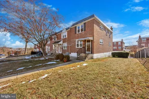 2554 Bond Ave, Drexel Hill, PA 19026