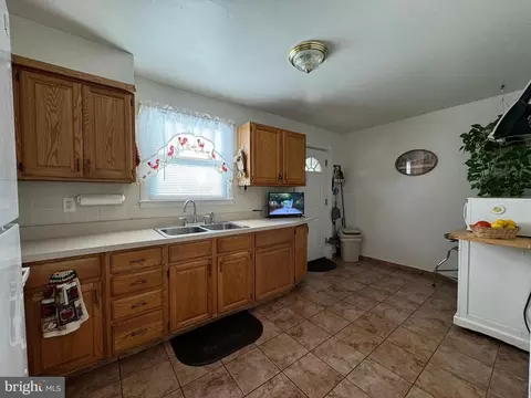 1322 Langley, Marcus Hook, PA 19061 photo 13