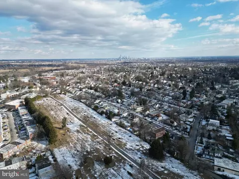 View/Area - 8329 Delaware Ave, Darby, PA 19082 photo 5 of 13