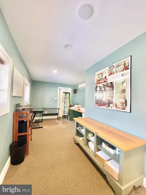 Entry Way - 8329 Delaware Ave, Darby, PA 19082 photo 3 of 4