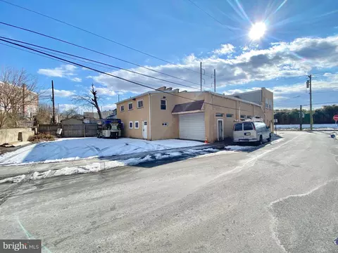 Exterior - 8329 Delaware Ave, Darby, PA 19082 photo 5 of 5