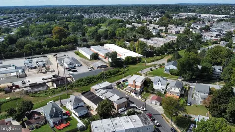 View/Area - 8329 Delaware Ave, Darby, PA 19082 photo 7 of 13