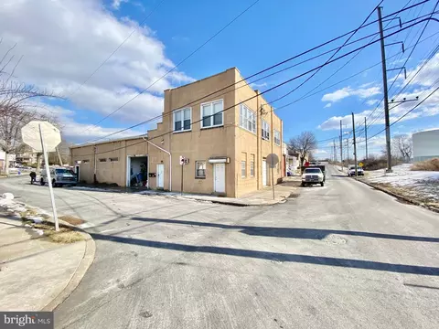 Exterior - 8329 Delaware Ave, Darby, PA 19082 photo 3 of 5