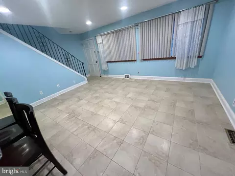 Living - 2558 Secane Rd, Secane, PA 19018 photo 1 of 5