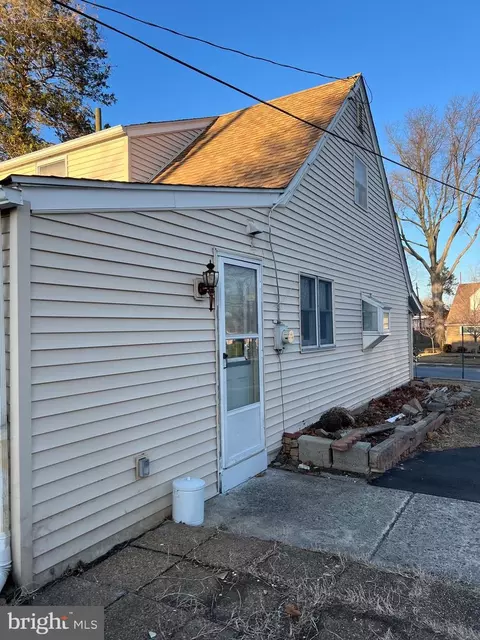 Other - 2558 Secane Rd, Secane, PA 19018 photo 2 of 14