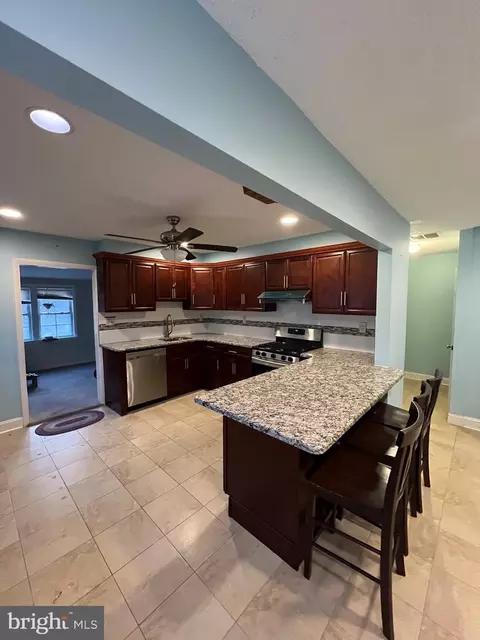 Kitchen - 2558 Secane Rd, Secane, PA 19018 photo 2 of 4