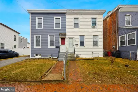 216 9th, Brookhaven, PA 19015