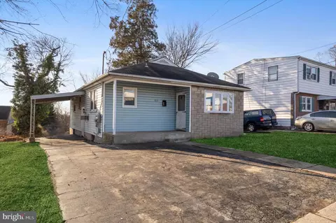 1819 Delmar Dr, Folcroft, PA 19032