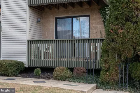 Exterior - 112 Lantoga Rd UNIT B, Wayne, PA 19087 photo 3 of 4