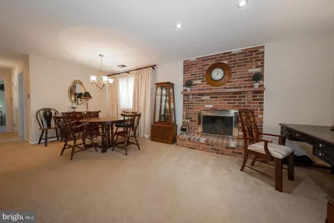 Other - 112 Lantoga Rd UNIT B, Wayne, PA 19087 photo 2 of 7