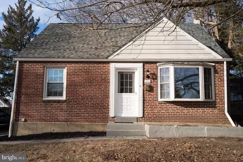 405 Morton Ave, Folsom, PA 19033