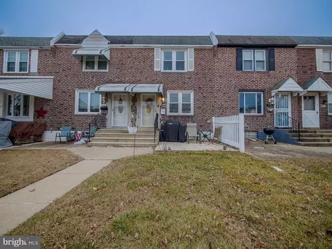 1048 Oakwood Dr, Glenolden, PA 19036