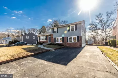 225 Buffington Rd, Aston, PA 19014