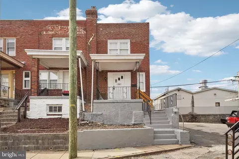 410 Woodcliffe Rd, Upper Darby, PA 19082