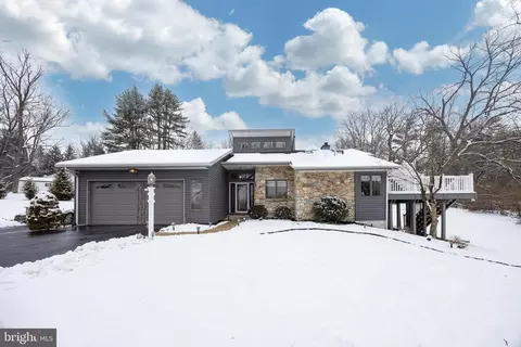 54 Patricia Ln, Glen Mills, PA 19342