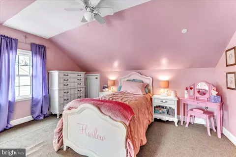 Bedroom - 2277 Mill Rd, Ogden, PA 19061 photo 3 of 6