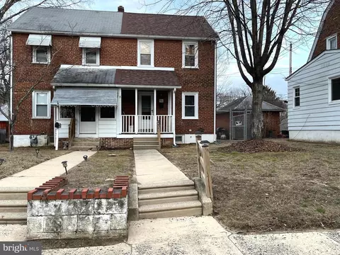 620 Saude Ave, Essington, PA 19029