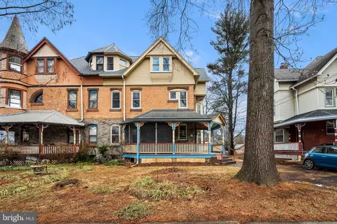 63 W La Crosse Ave, Lansdowne, PA 19050