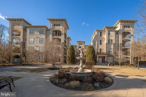 133 Cornerstone Dr #133, Newtown Square, PA 19073