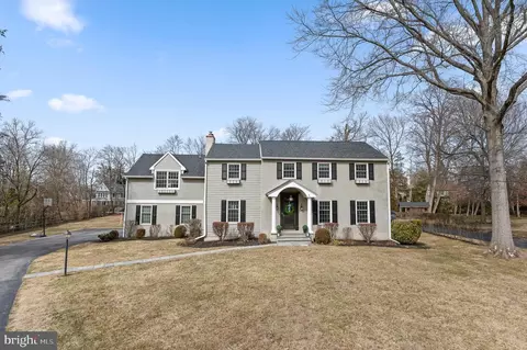 407 Meadowbrook Ave, Wayne, PA 19087