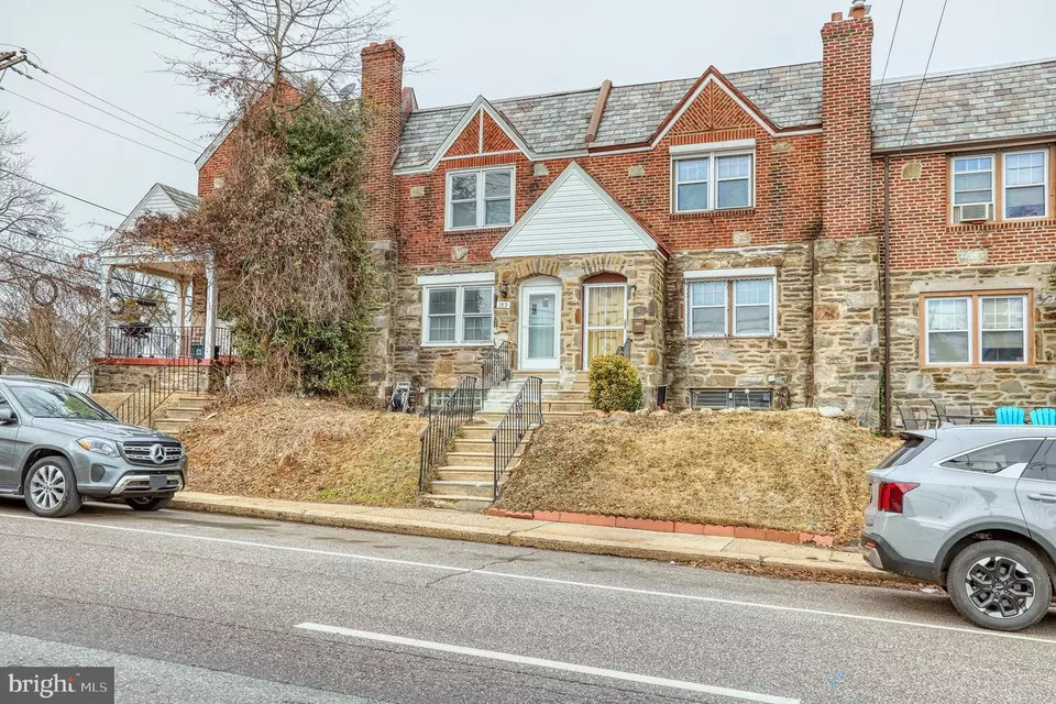 163 E Plumstead Ave, Lansdowne, PA 19050 | 21 Photos - Movoto