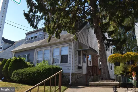 1118 Wilson Dr, Havertown, PA 19083