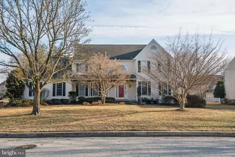 20 Rockhill Dr, Broomall, PA 19008