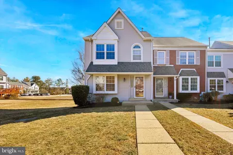 715 Ricks Cir, Brookhaven, PA 19015
