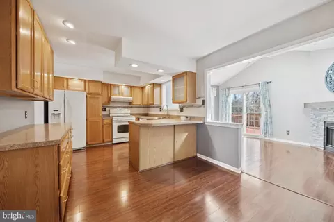 Kitchen - 715 Ricks Cir, Brookhaven, PA 19015 photo 2 of 2