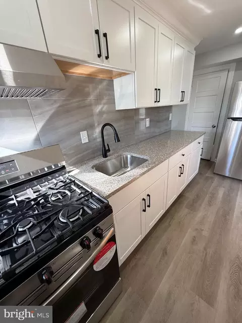 Kitchen - 706 Copley Rd, Darby, PA 19082 photo 2 of 3