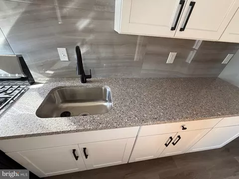 Kitchen - 706 Copley Rd, Darby, PA 19082 photo 3 of 3