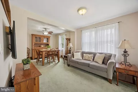 2832 Larkin Rd, Ogden, PA 19061 photo 5