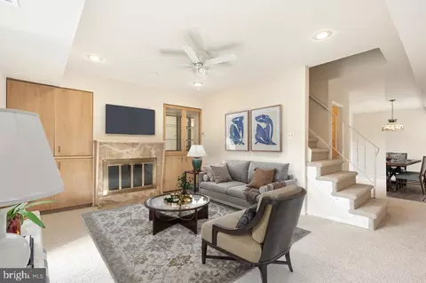 700 Ardmore Ave #621, Ardmore, PA 19003