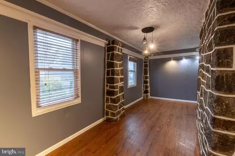 Entry Way - 239 E Township Line Rd, Darby, PA 19082 photo 2 of 6