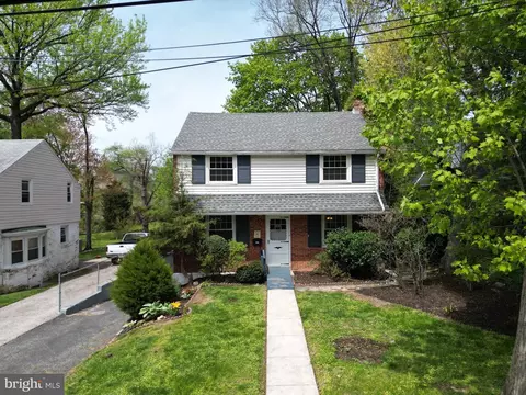 107 W Greenwood Ave, Lansdowne, PA 19050