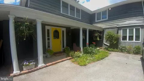 97 Ring Rd, Chadds Ford, PA 19317