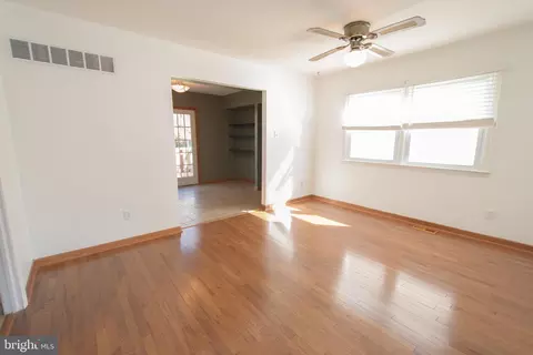 1413 Bradley St, Linwood, PA 19061 photo 7
