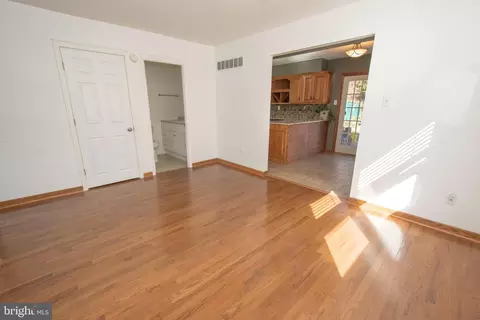 1413 Bradley St, Linwood, PA 19061 photo 8