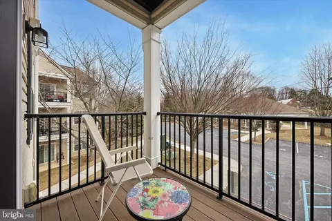 Exterior - 523 Creekside Dr, Brookhaven, PA 19015 photo 2 of 3