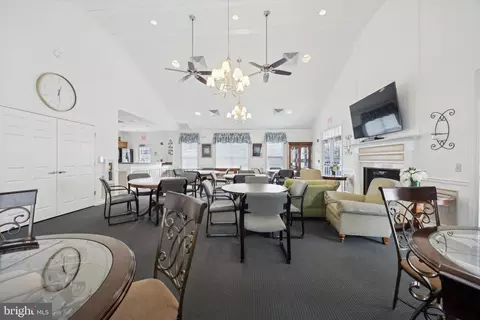 Dining - 523 Creekside Dr, Brookhaven, PA 19015 photo 2 of 2