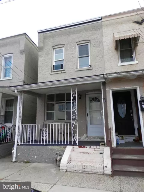 35 W 3rd St, Marcus Hook, PA 19061