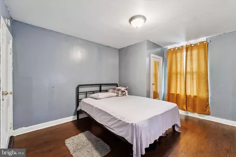 Bedroom - 54 Golf Rd, Darby, PA 19023 photo 2 of 4