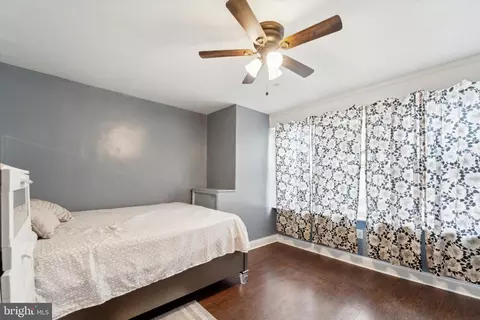 Bedroom - 54 Golf Rd, Darby, PA 19023 photo 3 of 4