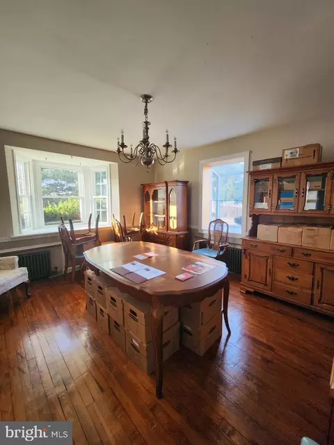 Dining - 129 Eagle Rd, Springfield, PA 19064 photo 2 of 4